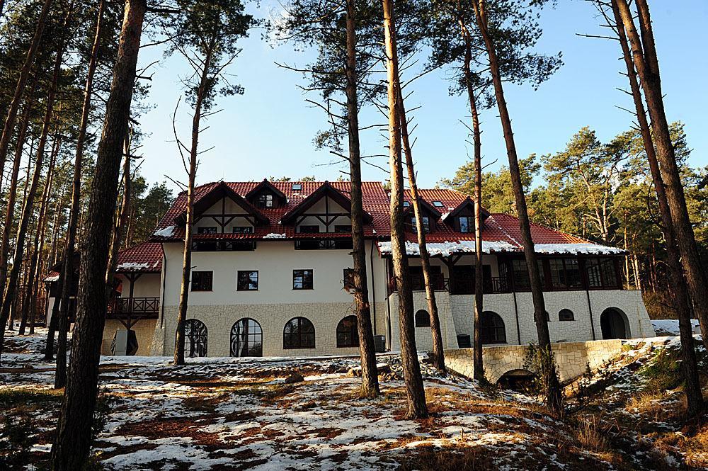 Hotel Kazimierski Zdroj 야노비에츠 외부 사진